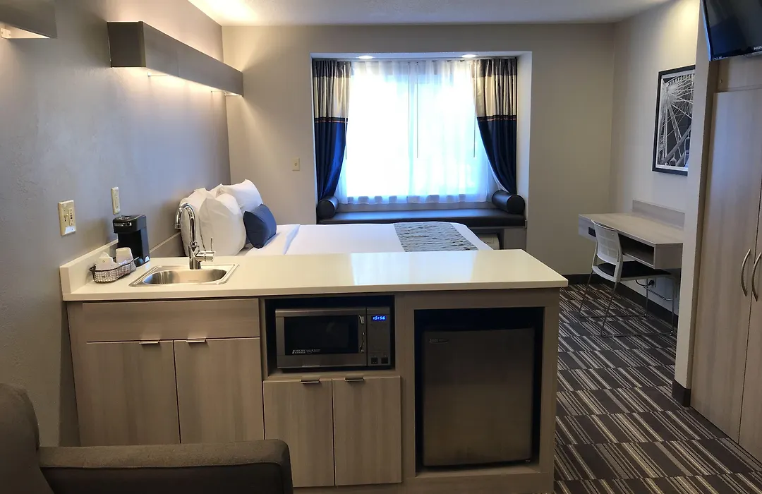 Microtel Inn & Suites By Wyndham Atlanta Buckhead Area-1