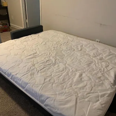 Cozy - Home Away From Home With Free Parking-2