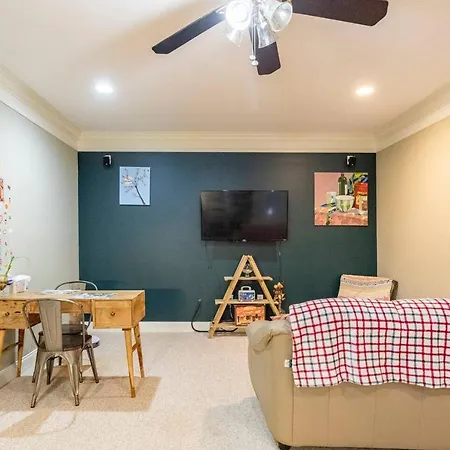 Private Master Room Downtown Atlanta-2