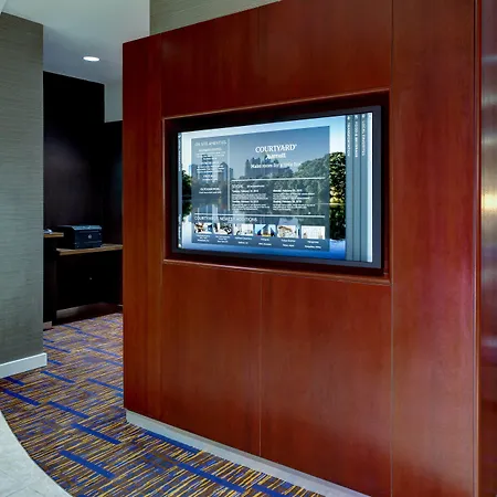 Courtyard By Marriott Atlanta Airport West-2