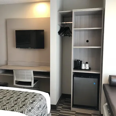 Microtel Inn & Suites By Wyndham Atlanta Buckhead Area-3